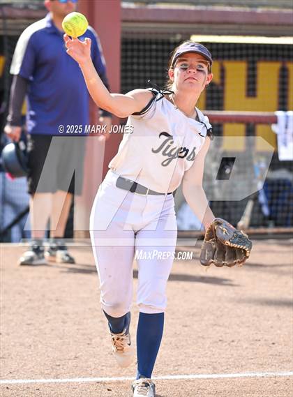Thumbnail 1 in St. David vs. Joseph City (AIA 1A Final) photogallery.