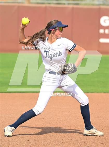 Thumbnail 1 in St. David vs. Joseph City (AIA 1A Final) photogallery.