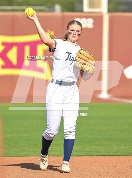 Thumbnail 2 in St. David vs. Joseph City (AIA 1A Final) photogallery.