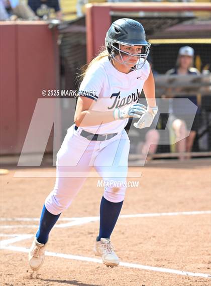 Thumbnail 3 in St. David vs. Joseph City (AIA 1A Final) photogallery.