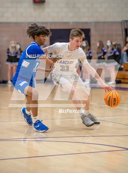 Thumbnail 3 in Carlsbad vs. San Diego (CIF SDS D1 Semifinals) photogallery.