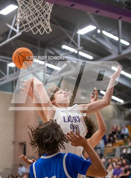 Thumbnail 1 in Carlsbad vs. San Diego (CIF SDS D1 Semifinals) photogallery.