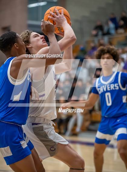 Thumbnail 2 in Carlsbad vs. San Diego (CIF SDS D1 Semifinals) photogallery.