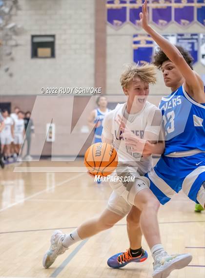 Thumbnail 3 in Carlsbad vs. San Diego (CIF SDS D1 Semifinals) photogallery.