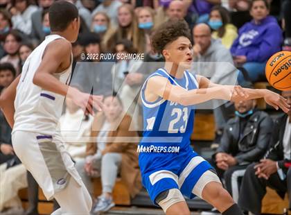Thumbnail 3 in Carlsbad vs. San Diego (CIF SDS D1 Semifinals) photogallery.