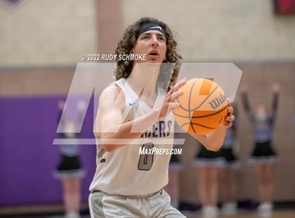 Thumbnail 2 in Carlsbad vs. San Diego (CIF SDS D1 Semifinals) photogallery.