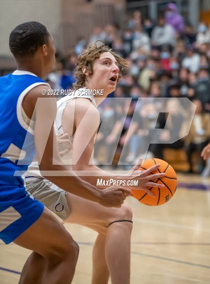 Thumbnail 1 in Carlsbad vs. San Diego (CIF SDS D1 Semifinals) photogallery.