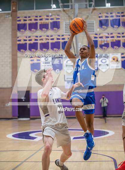 Thumbnail 2 in Carlsbad vs. San Diego (CIF SDS D1 Semifinals) photogallery.