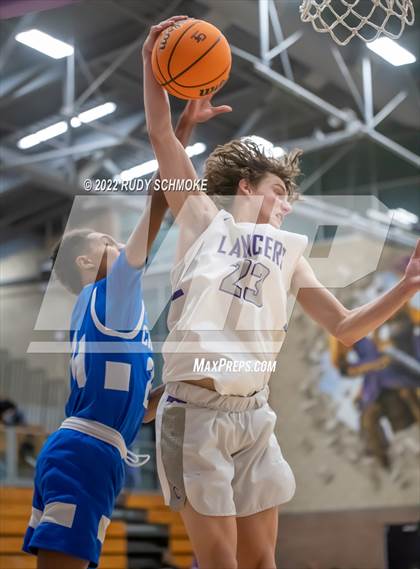 Thumbnail 2 in Carlsbad vs. San Diego (CIF SDS D1 Semifinals) photogallery.