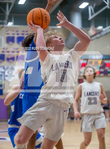 Thumbnail 2 in Carlsbad vs. San Diego (CIF SDS D1 Semifinals) photogallery.