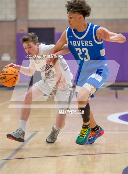 Thumbnail 2 in Carlsbad vs. San Diego (CIF SDS D1 Semifinals) photogallery.