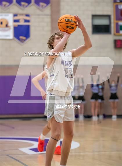 Thumbnail 3 in Carlsbad vs. San Diego (CIF SDS D1 Semifinals) photogallery.