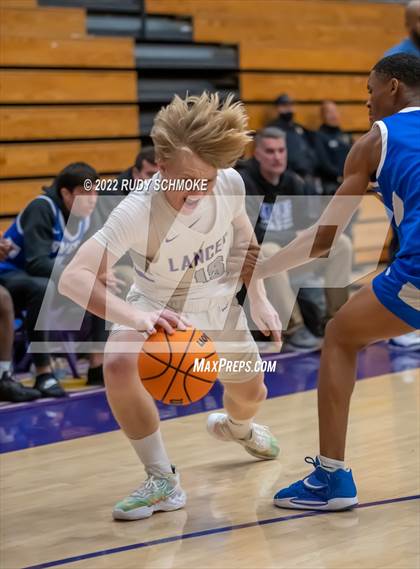 Thumbnail 1 in Carlsbad vs. San Diego (CIF SDS D1 Semifinals) photogallery.