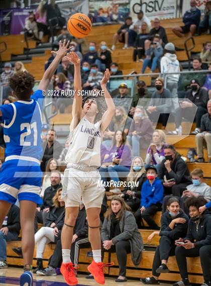 Thumbnail 1 in Carlsbad vs. San Diego (CIF SDS D1 Semifinals) photogallery.