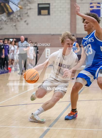 Thumbnail 3 in Carlsbad vs. San Diego (CIF SDS D1 Semifinals) photogallery.