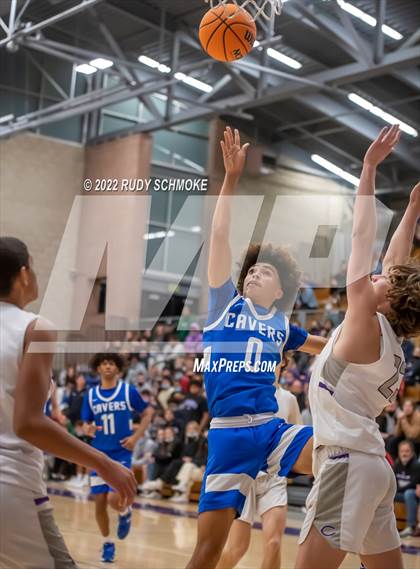 Thumbnail 3 in Carlsbad vs. San Diego (CIF SDS D1 Semifinals) photogallery.