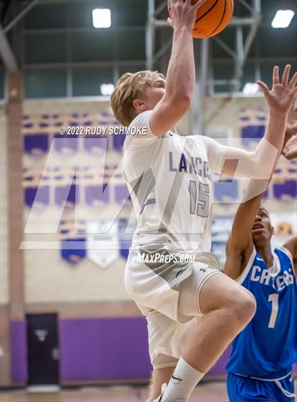 Thumbnail 1 in Carlsbad vs. San Diego (CIF SDS D1 Semifinals) photogallery.