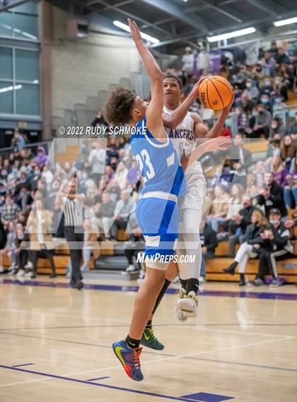 Thumbnail 2 in Carlsbad vs. San Diego (CIF SDS D1 Semifinals) photogallery.