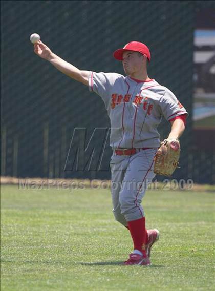 Thumbnail 2 in Jesuit vs. St. Mary's (CIF SJS D1 Final) photogallery.