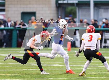 Thumbnail 2 in Eastside Catholic vs Kamiakin (WIAA 3A Semifinal Playoff) photogallery.