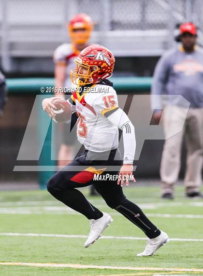 Thumbnail 3 in Eastside Catholic vs Kamiakin (WIAA 3A Semifinal Playoff) photogallery.