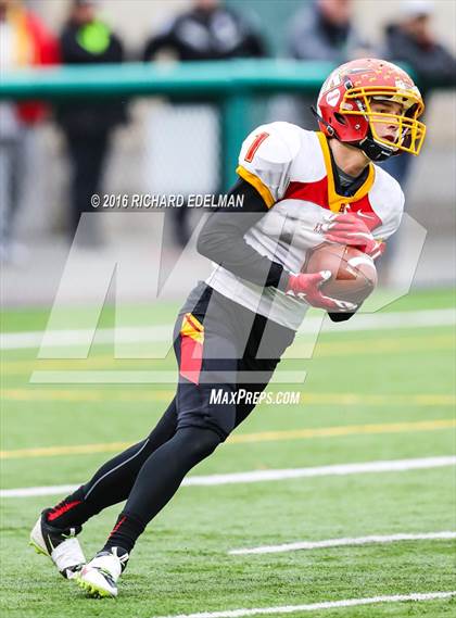 Thumbnail 1 in Eastside Catholic vs Kamiakin (WIAA 3A Semifinal Playoff) photogallery.