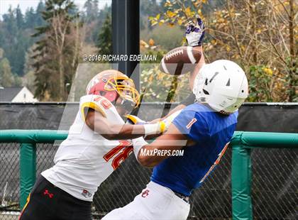 Thumbnail 3 in Eastside Catholic vs Kamiakin (WIAA 3A Semifinal Playoff) photogallery.