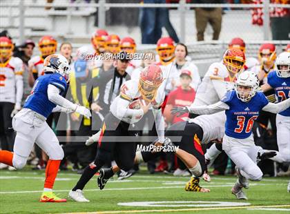 Thumbnail 1 in Eastside Catholic vs Kamiakin (WIAA 3A Semifinal Playoff) photogallery.