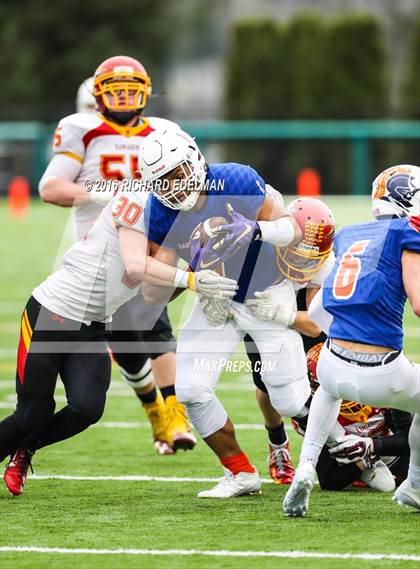 Thumbnail 1 in Eastside Catholic vs Kamiakin (WIAA 3A Semifinal Playoff) photogallery.