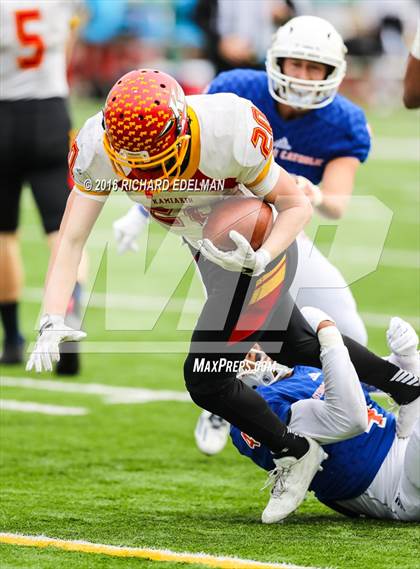 Thumbnail 2 in Eastside Catholic vs Kamiakin (WIAA 3A Semifinal Playoff) photogallery.