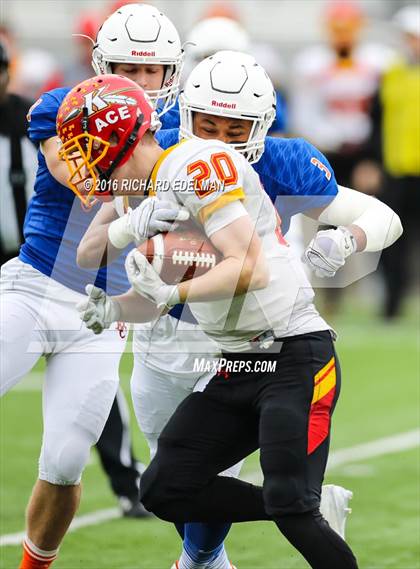 Thumbnail 3 in Eastside Catholic vs Kamiakin (WIAA 3A Semifinal Playoff) photogallery.