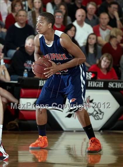 Thumbnail 3 in Cosumnes Oaks @ Bella Vista (CIF SJS D2 Playoffs) photogallery.