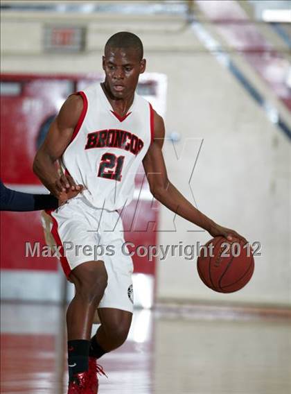 Thumbnail 3 in Cosumnes Oaks @ Bella Vista (CIF SJS D2 Playoffs) photogallery.