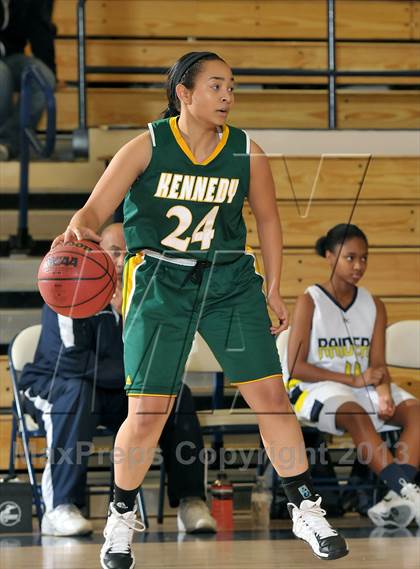 Thumbnail 3 in Kennedy vs. River City (Trojan Toss-Up) photogallery.