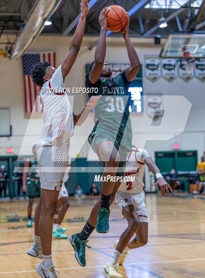 Thumbnail 1 in  Bay Shore vs William Floyd (NYSPHSAA Section XI Class AAA Semifinals) photogallery.