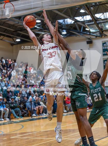 Thumbnail 3 in  Bay Shore vs William Floyd (NYSPHSAA Section XI Class AAA Semifinals) photogallery.