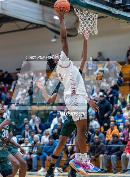 Thumbnail 3 in  Bay Shore vs William Floyd (NYSPHSAA Section XI Class AAA Semifinals) photogallery.