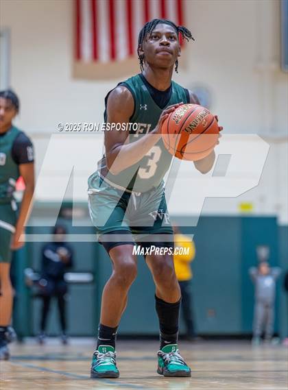 Thumbnail 1 in  Bay Shore vs William Floyd (NYSPHSAA Section XI Class AAA Semifinals) photogallery.