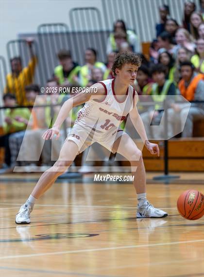 Thumbnail 2 in  Bay Shore vs William Floyd (NYSPHSAA Section XI Class AAA Semifinals) photogallery.