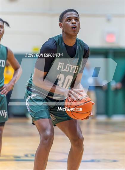 Thumbnail 3 in  Bay Shore vs William Floyd (NYSPHSAA Section XI Class AAA Semifinals) photogallery.