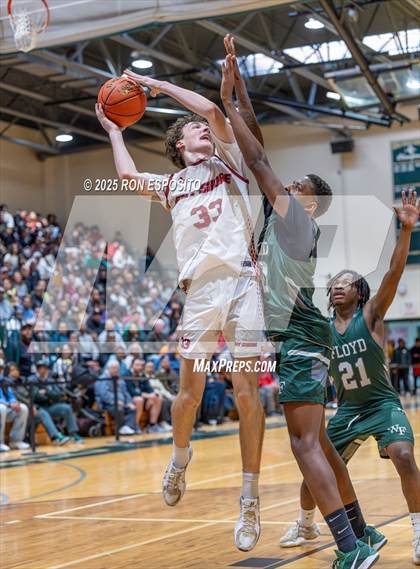 Thumbnail 2 in  Bay Shore vs William Floyd (NYSPHSAA Section XI Class AAA Semifinals) photogallery.