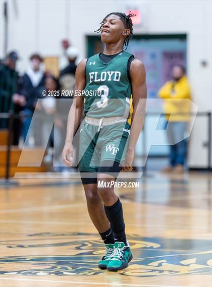 Thumbnail 2 in  Bay Shore vs William Floyd (NYSPHSAA Section XI Class AAA Semifinals) photogallery.
