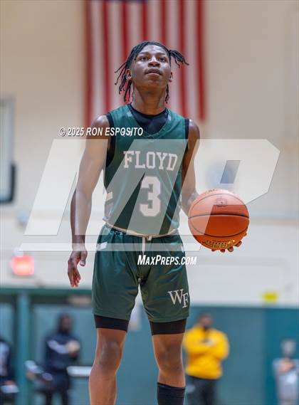Thumbnail 2 in  Bay Shore vs William Floyd (NYSPHSAA Section XI Class AAA Semifinals) photogallery.
