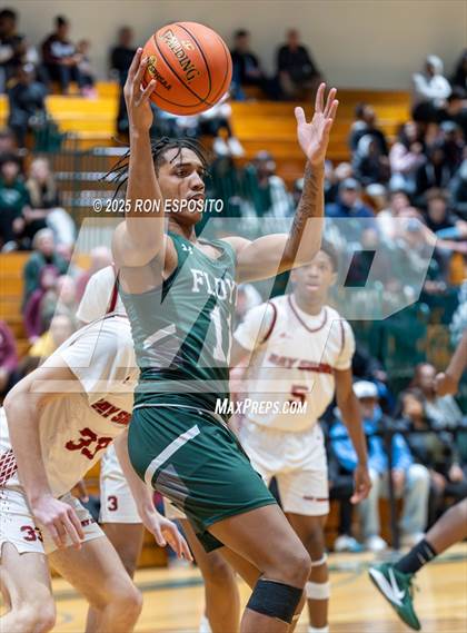 Thumbnail 3 in  Bay Shore vs William Floyd (NYSPHSAA Section XI Class AAA Semifinals) photogallery.