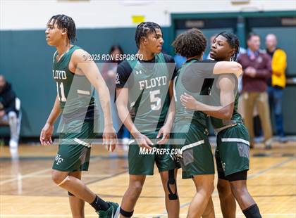 Thumbnail 1 in  Bay Shore vs William Floyd (NYSPHSAA Section XI Class AAA Semifinals) photogallery.