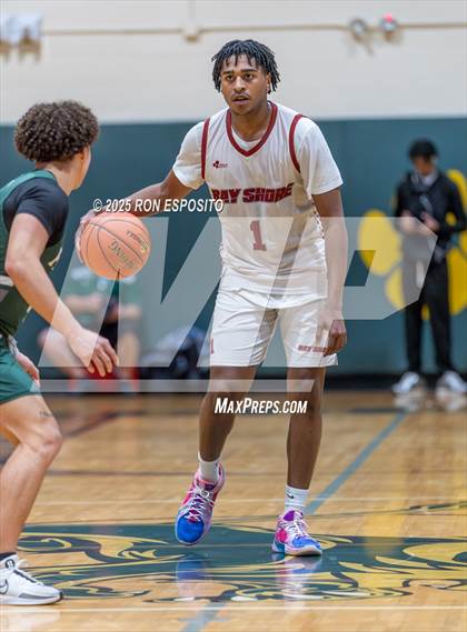 Thumbnail 1 in  Bay Shore vs William Floyd (NYSPHSAA Section XI Class AAA Semifinals) photogallery.