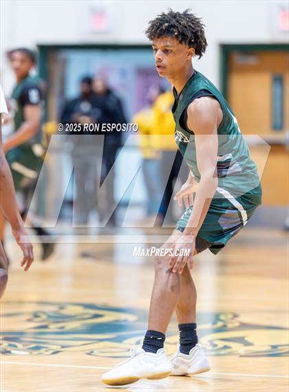 Thumbnail 1 in  Bay Shore vs William Floyd (NYSPHSAA Section XI Class AAA Semifinals) photogallery.