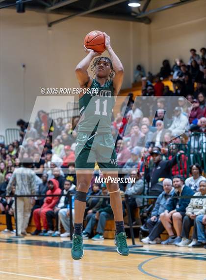 Thumbnail 2 in  Bay Shore vs William Floyd (NYSPHSAA Section XI Class AAA Semifinals) photogallery.