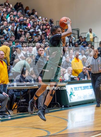 Thumbnail 1 in  Bay Shore vs William Floyd (NYSPHSAA Section XI Class AAA Semifinals) photogallery.