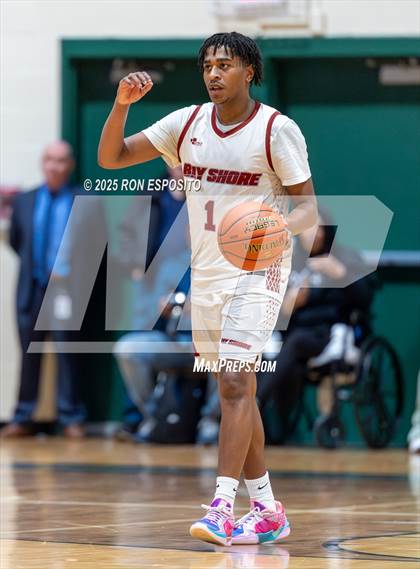 Thumbnail 1 in  Bay Shore vs William Floyd (NYSPHSAA Section XI Class AAA Semifinals) photogallery.